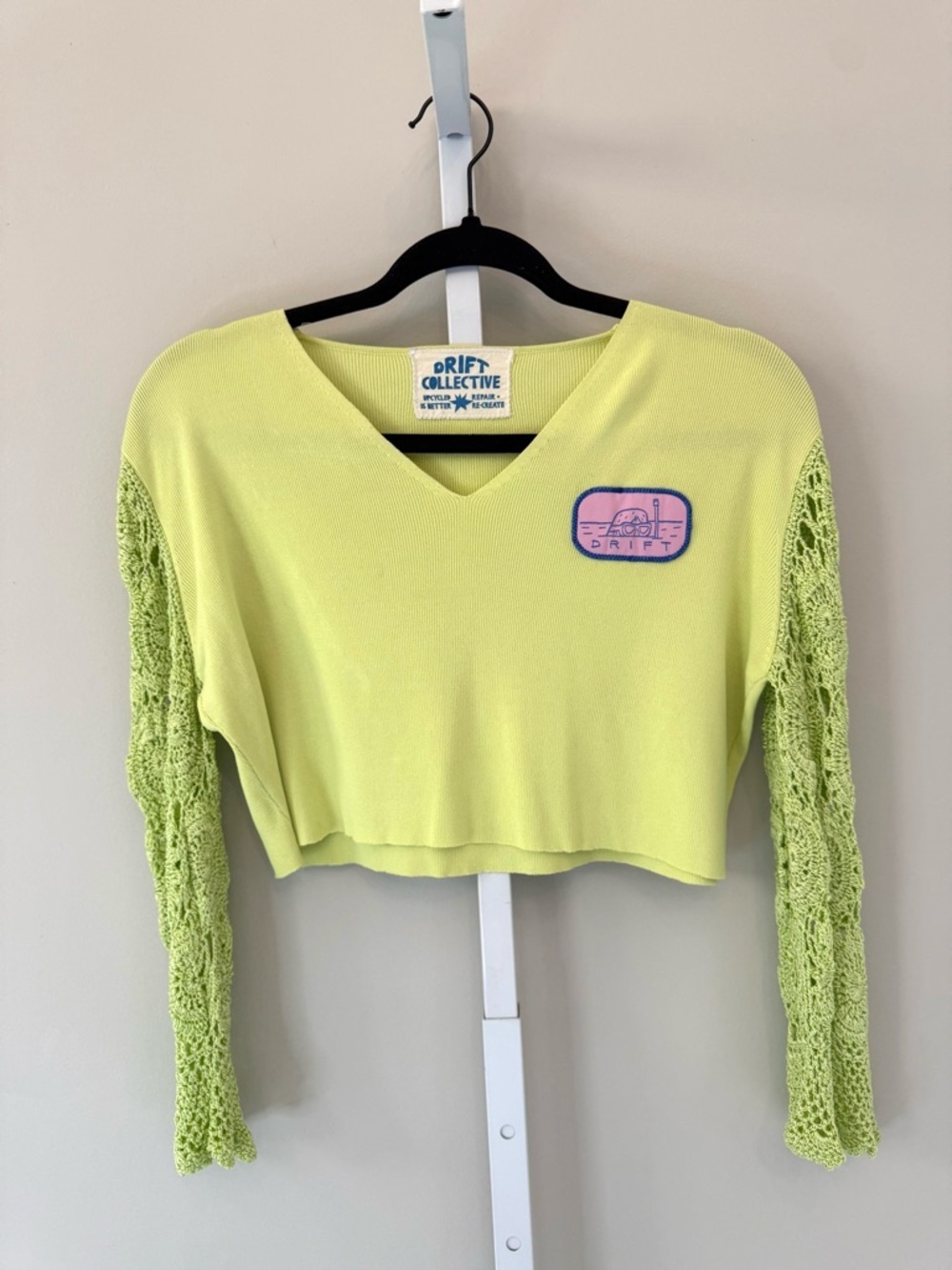 Drift Collective Neon Yellow Crochet Sleeve Crop Top V-Neck Size S Boho